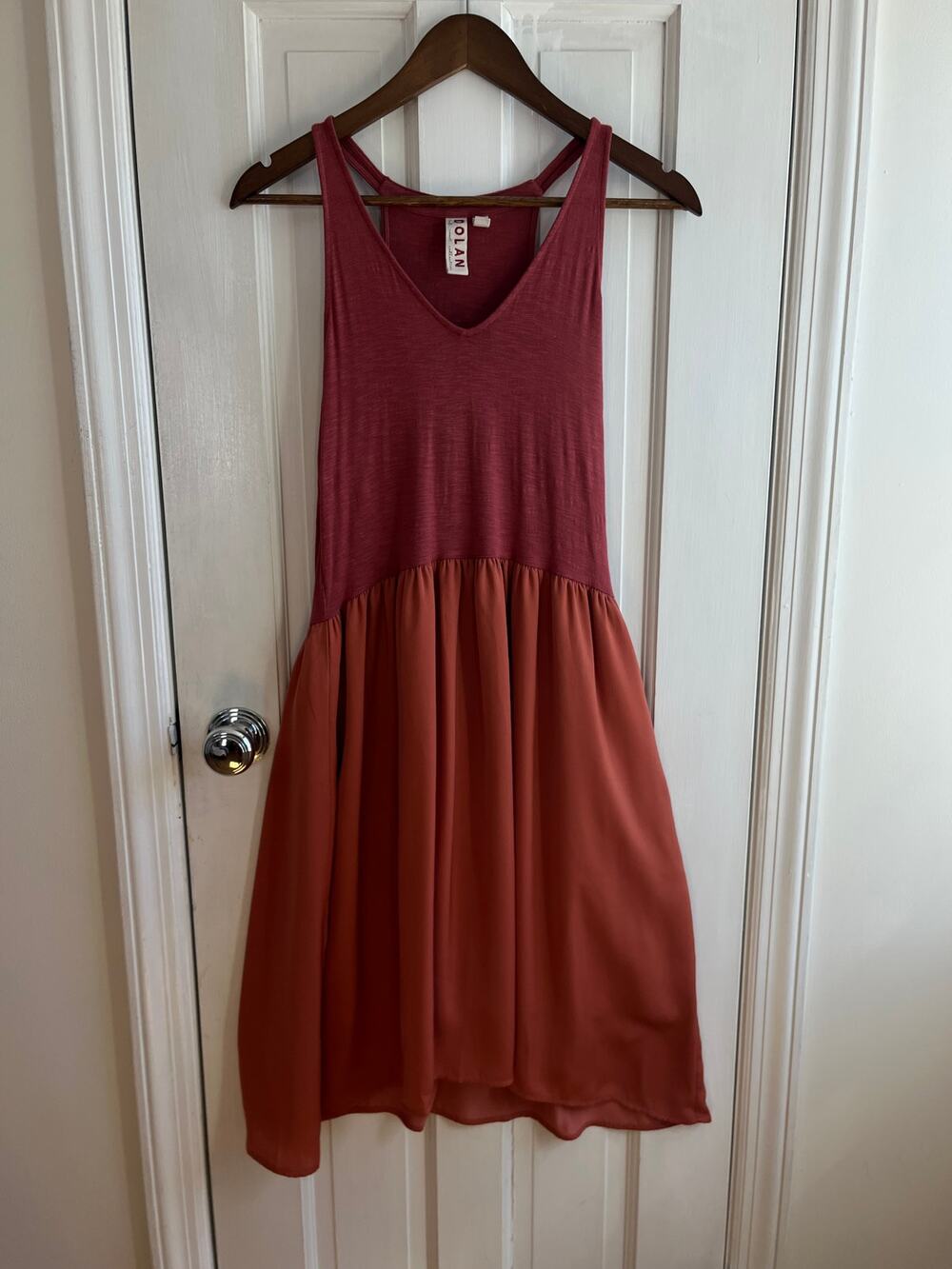 Dolan Left Coast Anthropologie Horizon Midi Dress | Rust V-Neck Racerback XS